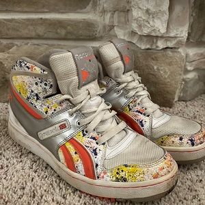 2010 Reebok Classic Mid Sneakers